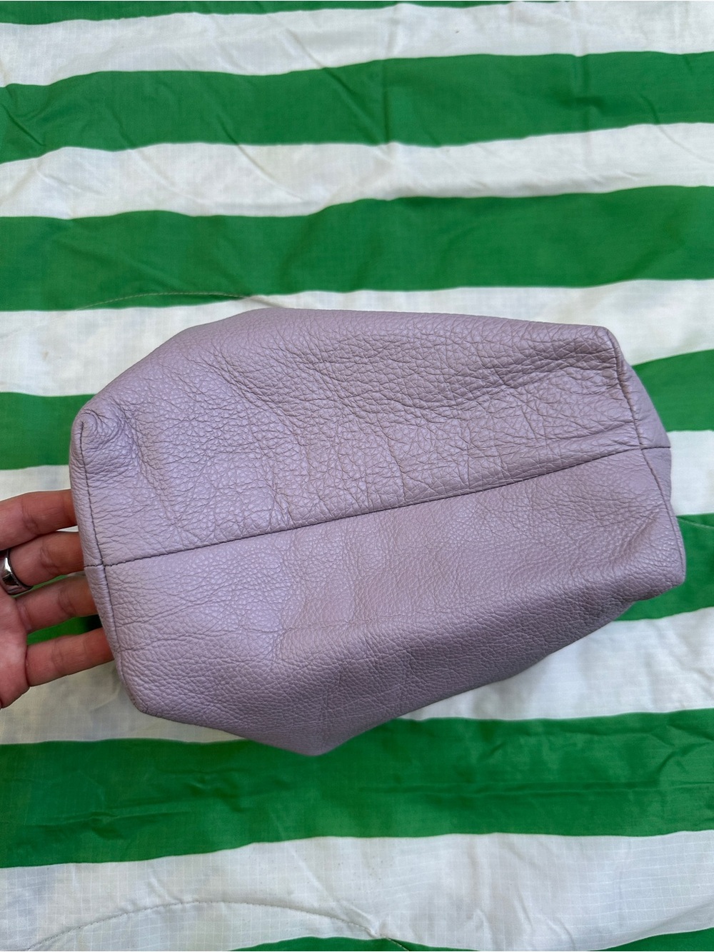 BAGGU lavender milled leather zippered pouch - Picture 5 of 5
